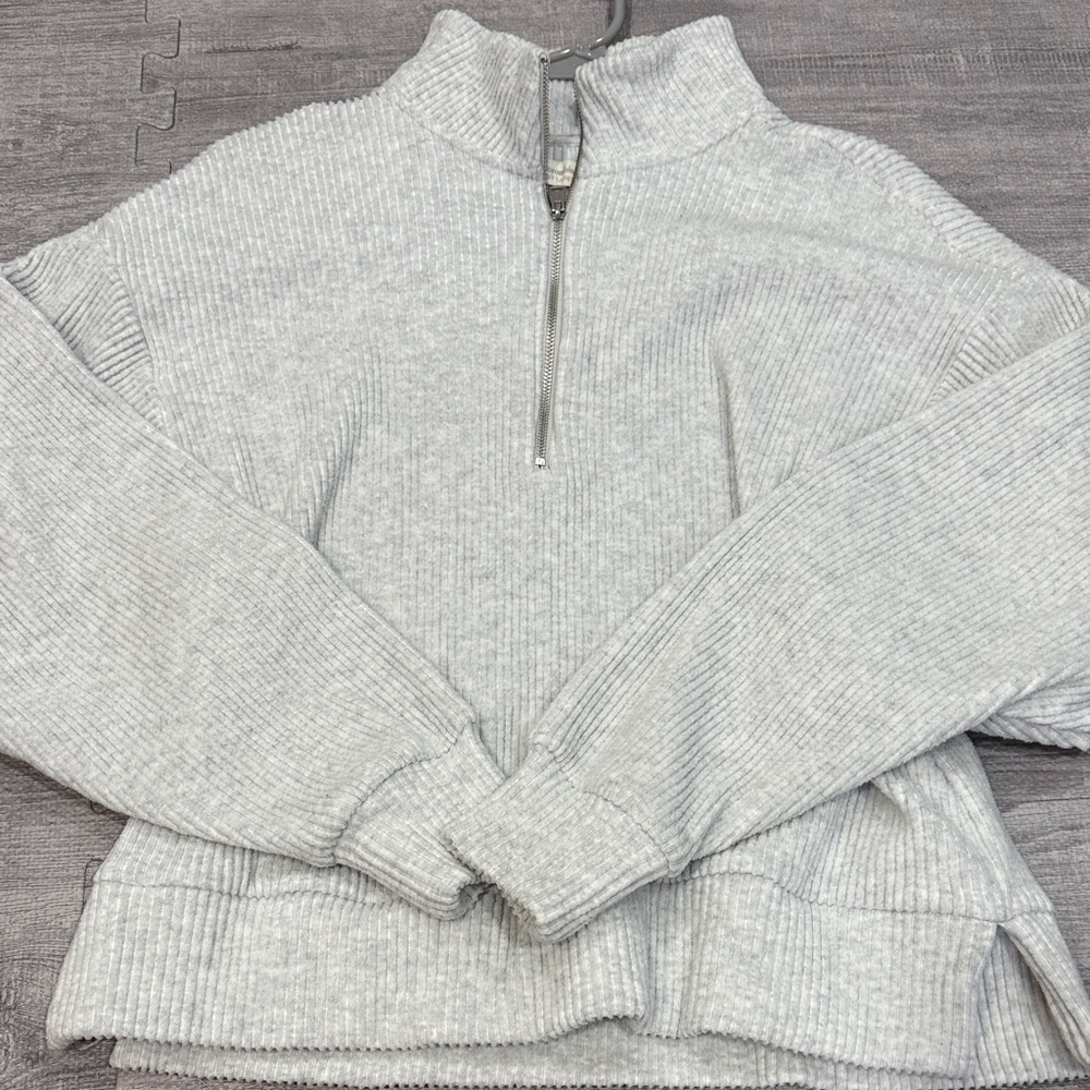 Abercrombie & Fitch Light Gray Ribbed Zip-Up